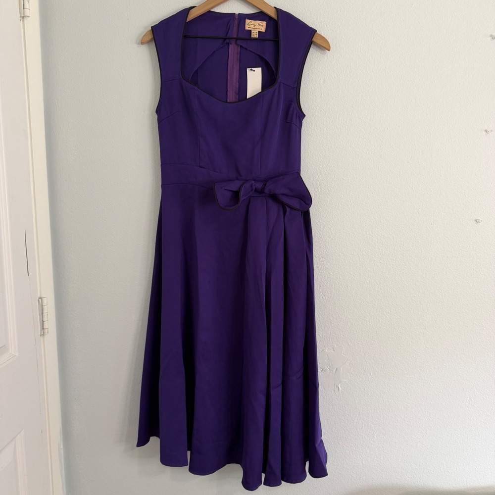 Modcloth Lindy Bop Fit And Flare Purple Dress Women's‎ Size Small
